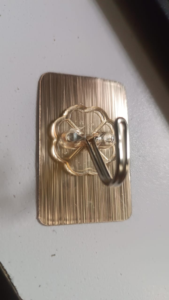 Plastic Adhesive Sticky Waterproof and Oil Proof, Wall Hook (5.5×3.5 Cm)