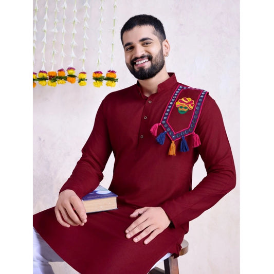 Generic Men's Rayon Mirror Embroidery Mandarin Collar Kurta (Maroon)
