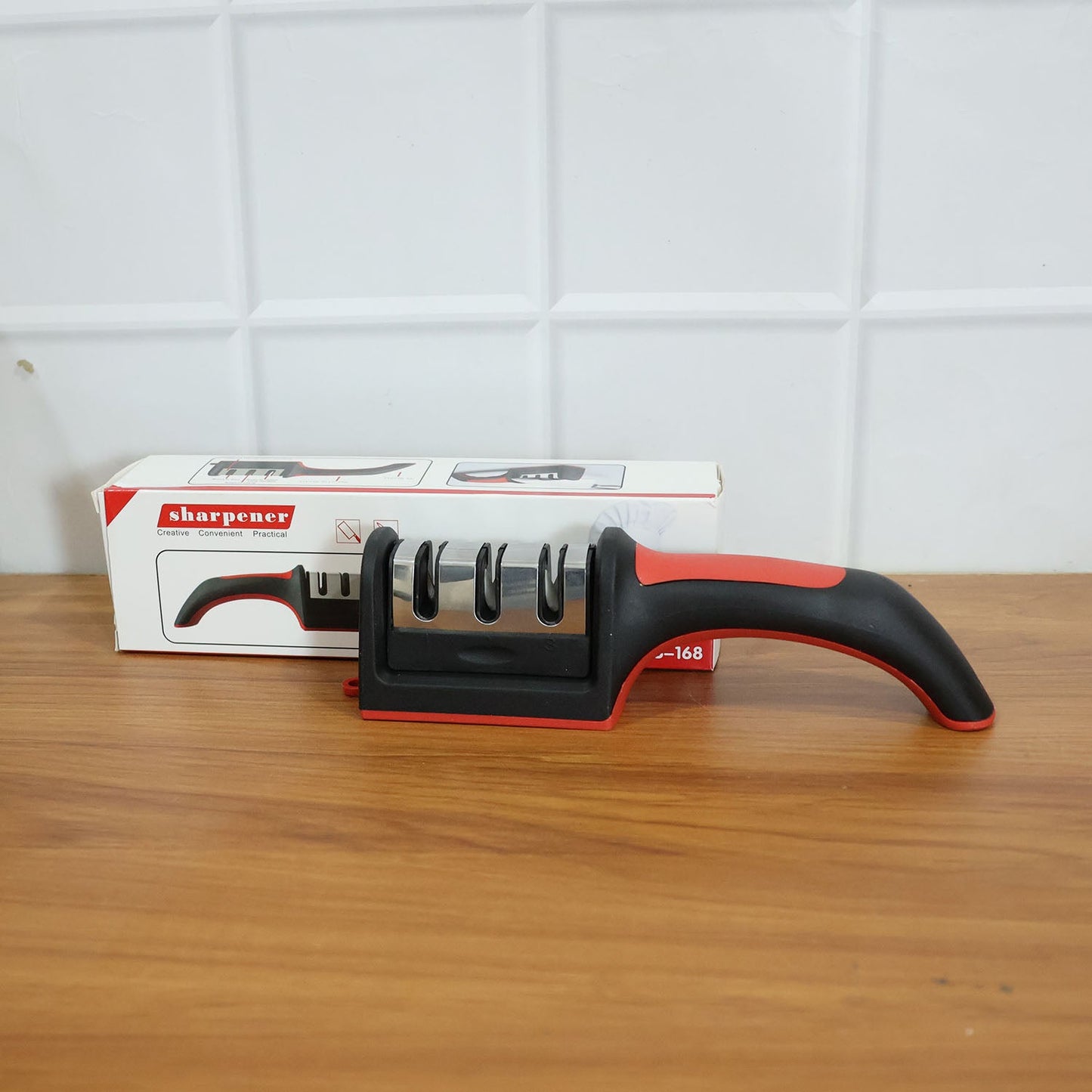 Manual Red & Black Knife Sharpener – 3-Stage Tool for Ceramic & Steel Knives