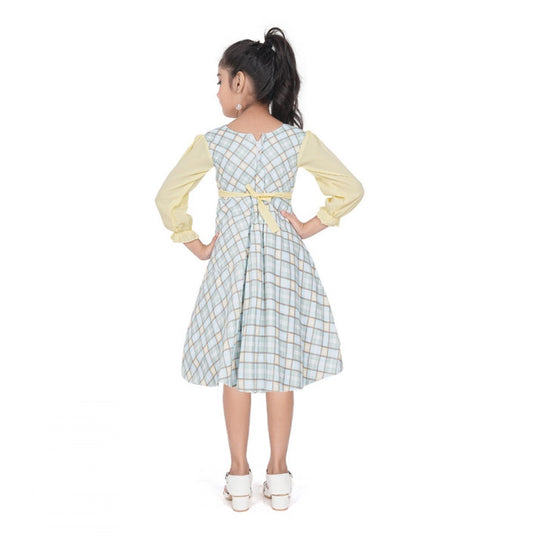 Generic Girl's Digital Twill Striped 3/4 th Sleeve Round Neck Dress (Light Green)