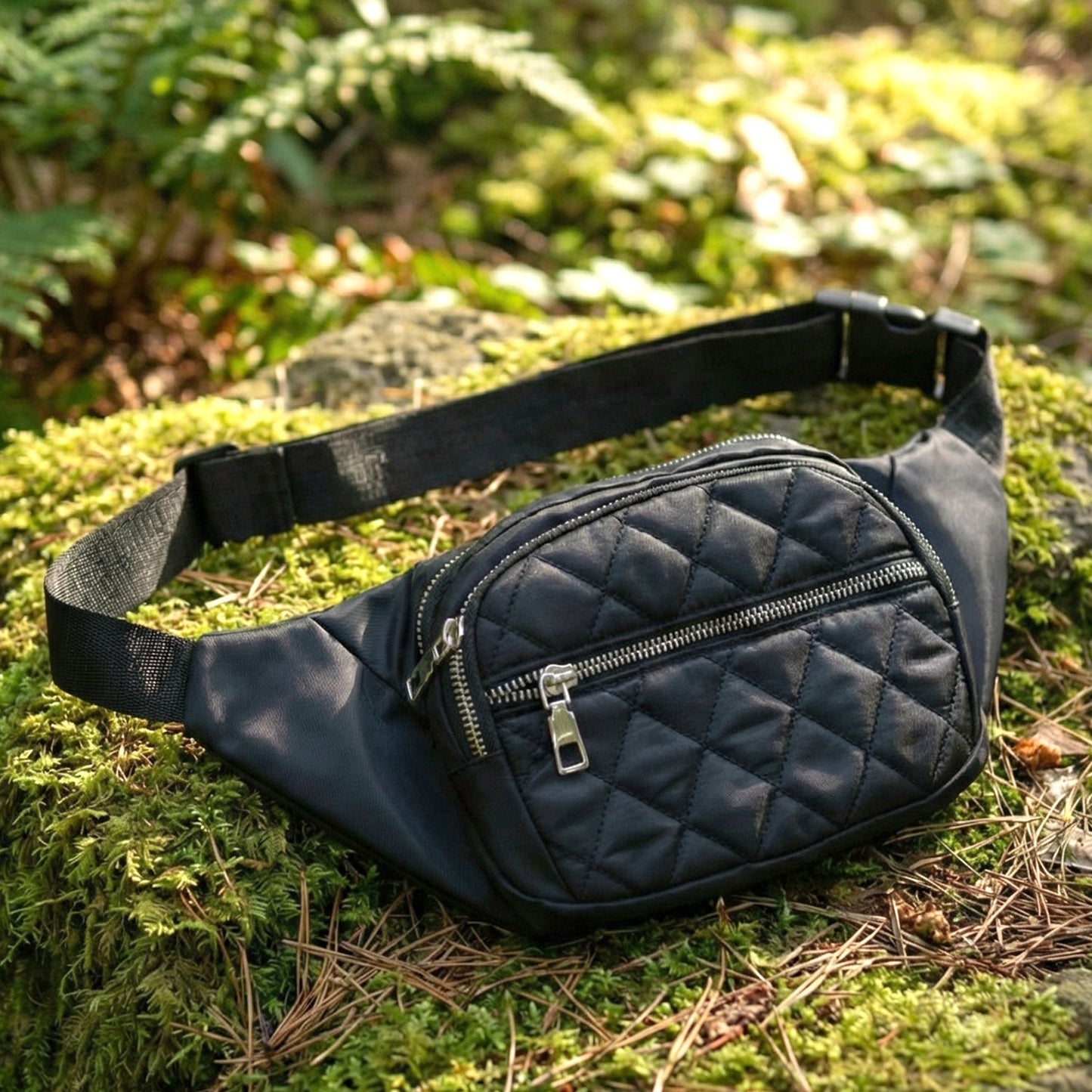 Stylish multipurpose waist bag for daily use